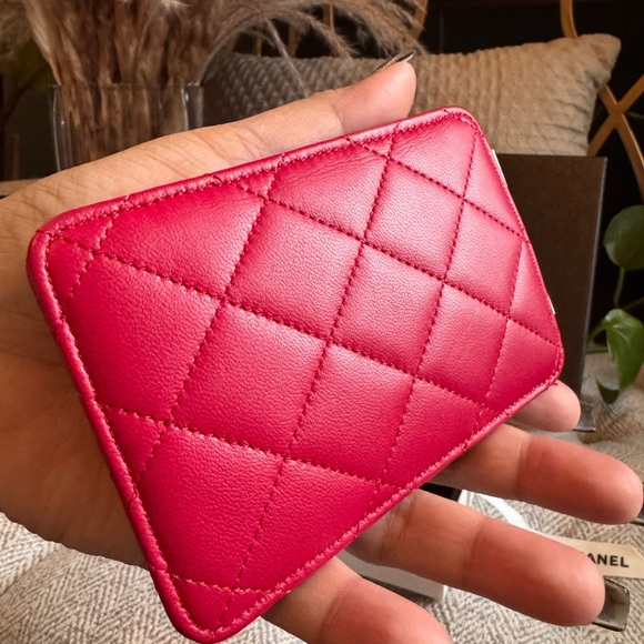 Chanel Pouch/Cardholder *PRICE is FIRM* - Picture 9 of 16